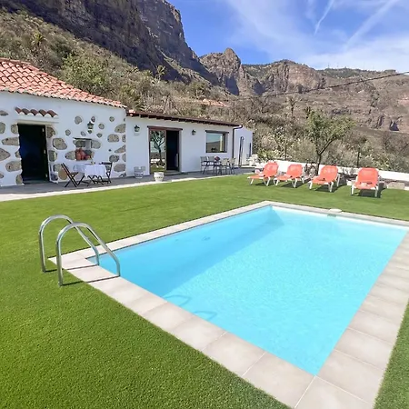 Holiday home Vivelorural Abuela Maria 3, Garden & Pool *